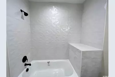 68 N Lions Head Dr, Washington, UT 84780 - Photo 29