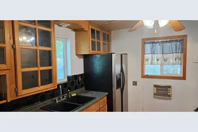 249 W 100 N, Vernal, UT 84078 - Photo 3