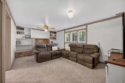 2160 N 520 W, West Bountiful, UT 84087 - Photo 17