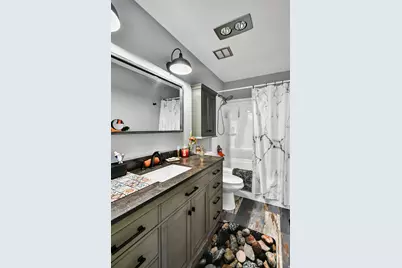 230 N 300 E, Bicknell, UT 84715 - Photo 15