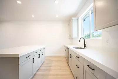 1225 E 1600 S #8, Provo, UT 84606 - Photo 5