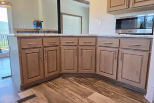 2924 N Water Cyn Ave, Huntsville, UT 84317 - Photo 11