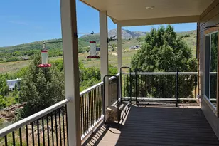 2924 N Water Cyn Ave, Huntsville, UT 84317 - Photo 15