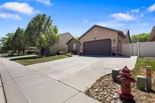 13306 Cedar Park Dr, Herriman, UT 84096 - Photo 3