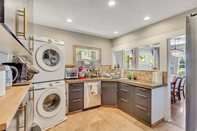 90 W 7500 S, Midvale, UT 84047 - Photo 7