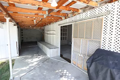 165 N 500 W, Price, UT 84501 - Photo 37