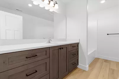 240 W 815 N #49, Nephi, UT 84648 - Photo 37