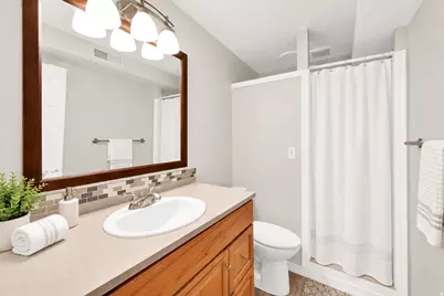 1163 S Banbury W, Syracuse, UT 84075 - Photo 17