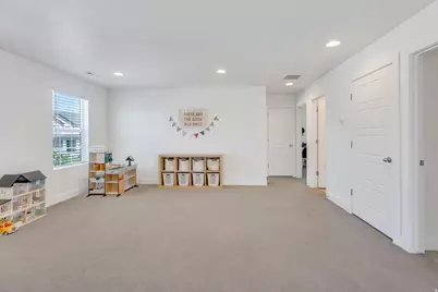 2022 N Wild Hyacinth Dr, Saratoga Springs, UT 84045 - Photo 27