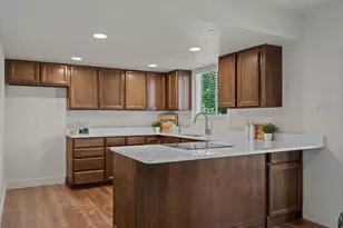 276 N 100 E, North Salt Lake, UT 84054 - Photo 7