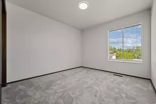 276 N 100 E, North Salt Lake, UT 84054 - Photo 13