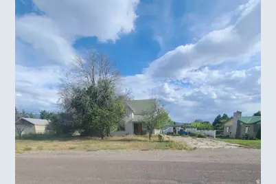250 E Main St, Mount Pleasant, UT 84647 - Photo 5