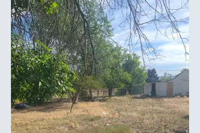 250 E Main St, Mount Pleasant, UT 84647 - Photo 9