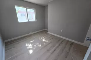 313 W 500 N, Tooele, UT 84074 - Photo 9