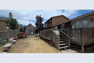 7339 S 1710 E, Cottonwood Heights, UT 84121 - Photo 37