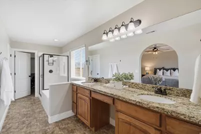 757 W Mare Cir, Kaysville, UT 84037 - Photo 17