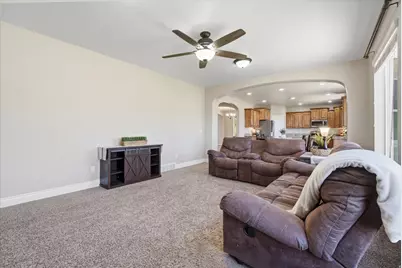 757 W Mare Cir, Kaysville, UT 84037 - Photo 11