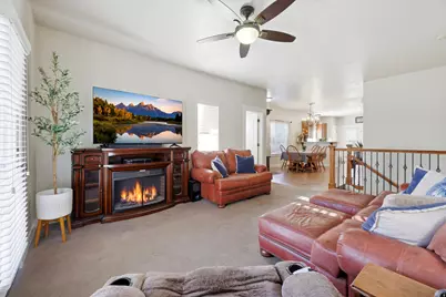 1094 E Quarry View Way Way S, Sandy, UT 84094 - Photo 9