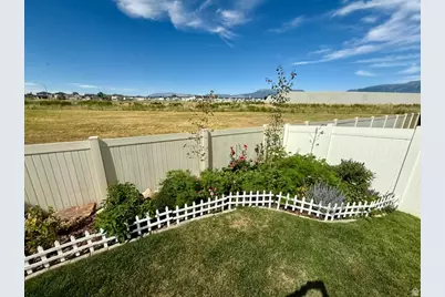 1706 W Parkview Dr, Syracuse, UT 84075 - Photo 21