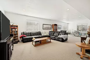 11493 N Flowering Plum Ln, Highland, UT 84003 - Photo 27