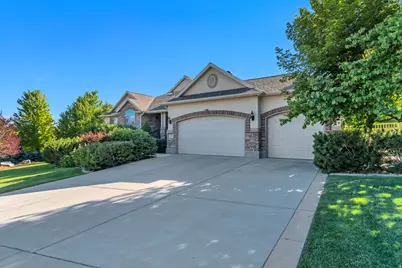 11493 N Flowering Plum Ln, Highland, UT 84003 - Photo 43