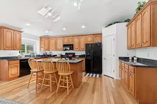 11493 N Flowering Plum Ln, Highland, UT 84003 - Photo 11