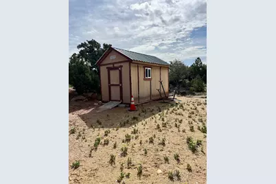 42233 W 6850 #8, Mountain Home, UT 84051 - Photo 11