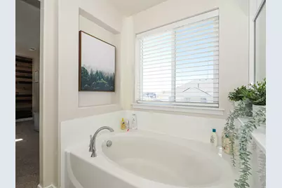 6639 W 7870 S, West Jordan, UT 84081 - Photo 25