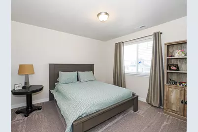 6639 W 7870 S, West Jordan, UT 84081 - Photo 29