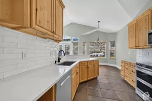 7422 Castle Rock Rd, Eagle Mountain, UT 84005 - Photo 7