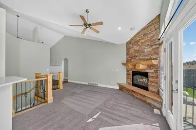 7422 Castle Rock Rd, Eagle Mountain, UT 84005 - Photo 5