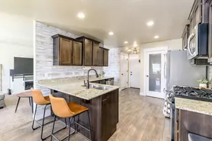 2317 E Deer Park E, Draper, UT 84020 - Photo 9