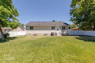 54 W 300 N, Smithfield, UT 84335 - Photo 33