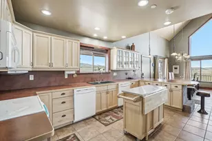 5952 S Mountain Meadow Ln, Heber City, UT 84032 - Photo 9