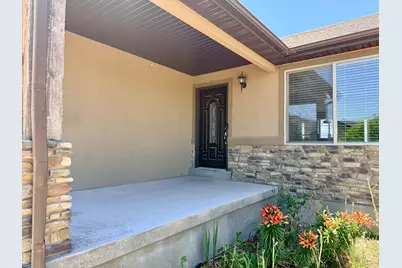 754 S 1050 W, Tooele, UT 84074 - Photo 3