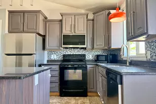 754 S 1050 W, Tooele, UT 84074 - Photo 5