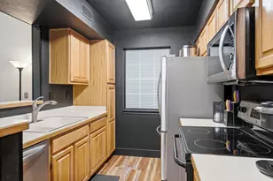 650 S Main St, Bountiful, UT 84010 - Photo 7