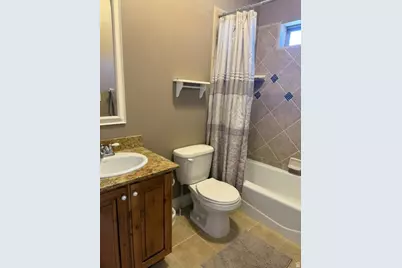 563 N Peregrine Cv, Layton, UT 84040 - Photo 19