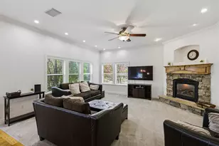 563 N Peregrine Cv, Layton, UT 84040 - Photo 11