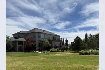 563 N Peregrine Cv, Layton, UT 84040 - Photo 33