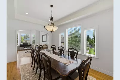 563 N Peregrine Cv, Layton, UT 84040 - Photo 9