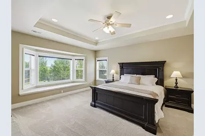 563 N Peregrine Cv, Layton, UT 84040 - Photo 17