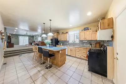 756 W 300 S, Provo, UT 84601 - Photo 7