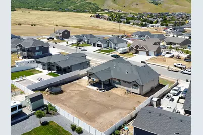377 S Corner View Dr, Tooele, UT 84074 - Photo 39