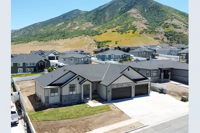 377 S Corner View Dr, Tooele, UT 84074 - Photo 1