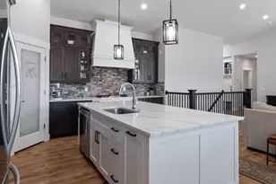 377 S Cor Vw Dr, Tooele, UT 84074 - Photo 7