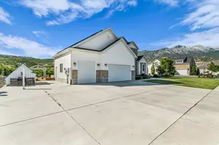 12517 N Minots Ledge Dr, Highland, UT 84003 - Photo 3