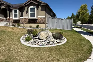 7081 N Hollow View Ct, Eagle Mountain, UT 84005 - Photo 29