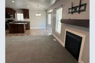 7081 N Hollow View Ct, Eagle Mountain, UT 84005 - Photo 11