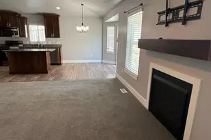 7081 N Hollow View Ct, Eagle Mountain, UT 84005 - Photo 11